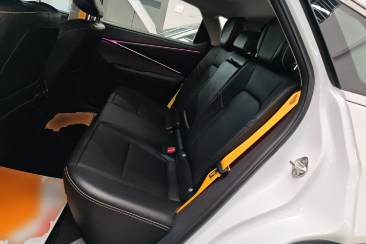 Toyota bZ5 2025 #17 Toyota bZ5 2025 immagine di auto #17