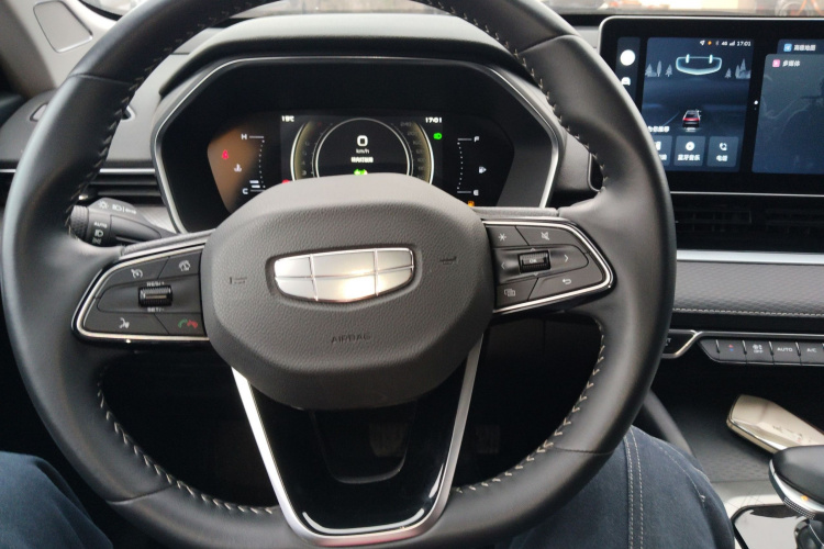 Preface 2023 #17 Preface 2023 immagine di auto #17