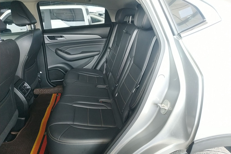 Haval F7x 2021 #17 Haval F7x 2021 car image #17