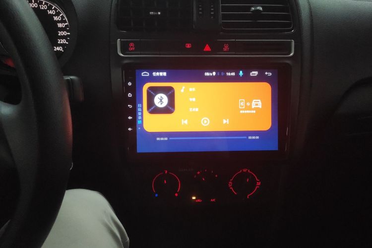 Polo 2019 car image #17