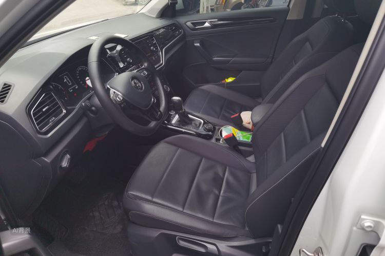 T-Roc 2019 car image #17