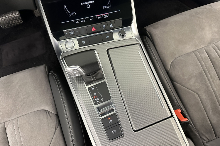 Audi A6L 2020 #17 Audi A6L 2020 car image #17