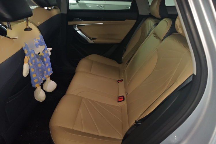 GEELY Boyue L 2022 car image #17