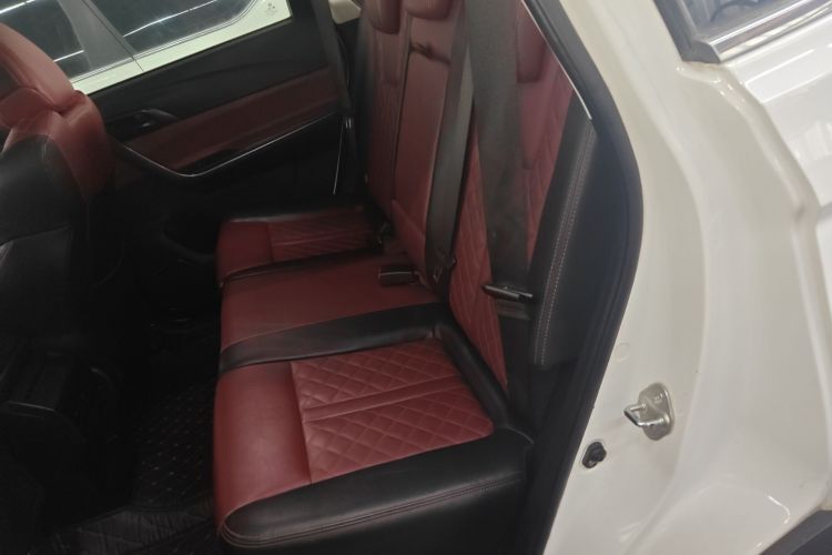 T5 2020 car image #17