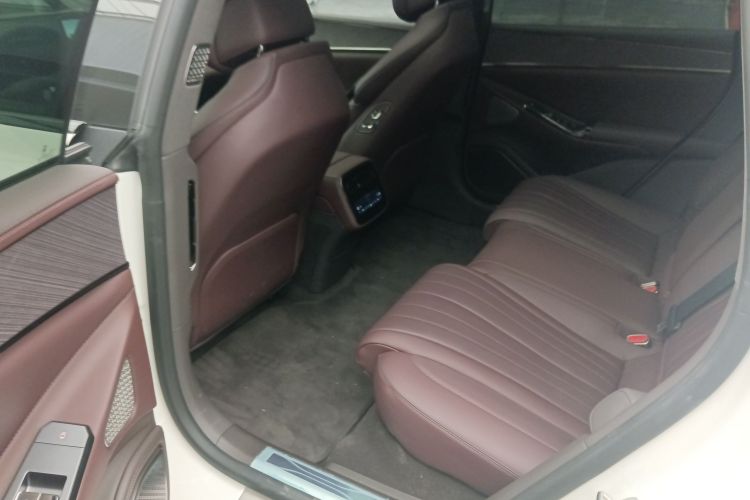 Denza Z9GT 2025 #17 Denza Z9GT 2025 car image #17