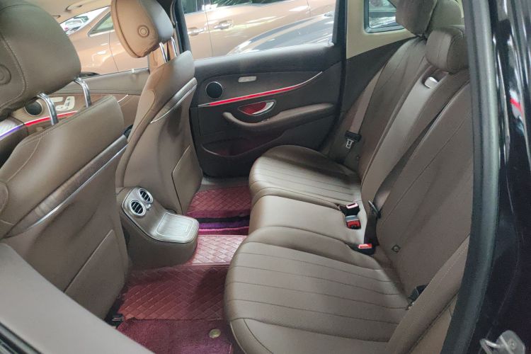 Mercedes-Benz E Class New Energy 2023 car image #17