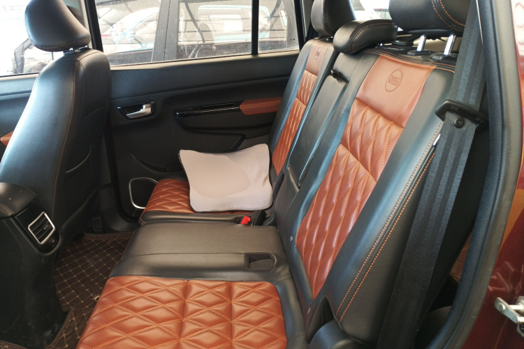 SWM斯威汽车 SWM斯威X3 2019 汽车图片 #17