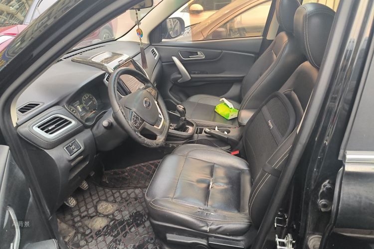 SWM斯威汽车 SWM斯威X7 2016 汽车图片 #17