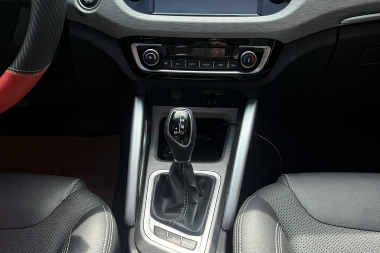 Vision X3 2018 car image #17