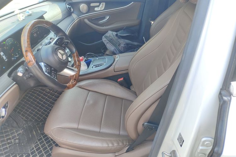 Mercedes-Benz E Class 2021 car image #17