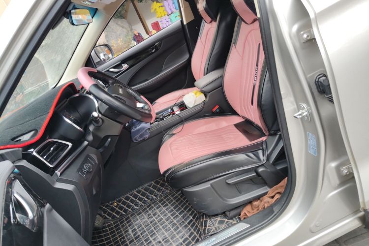 Jetour X90 2020 #17 Jetour X90 2020 صورة سيارة #17