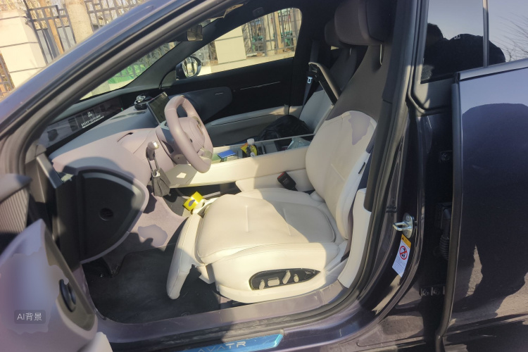 Avatr 12 2025 car image #17