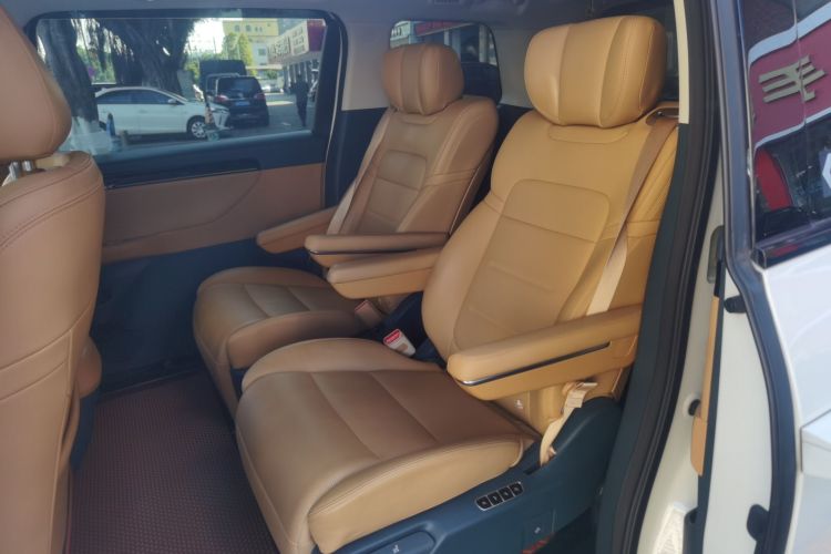 GAC Trumpchi E8 New Energy 2023 car image #17