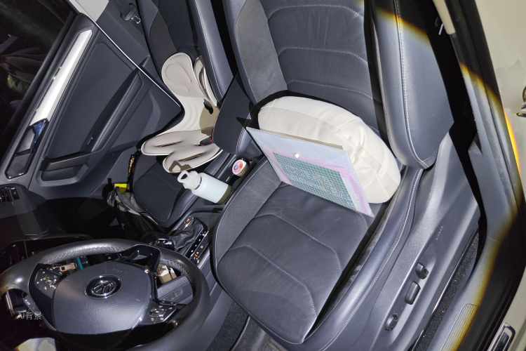 Volkswagen Tiguan L 2017 #17 Volkswagen Tiguan L 2017 car image #17