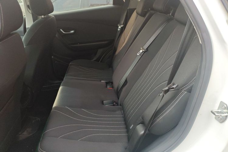 X70M 2020 car image #17