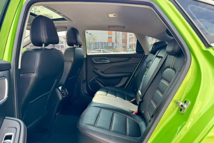 MG 6 New Energy 2021 car image #17