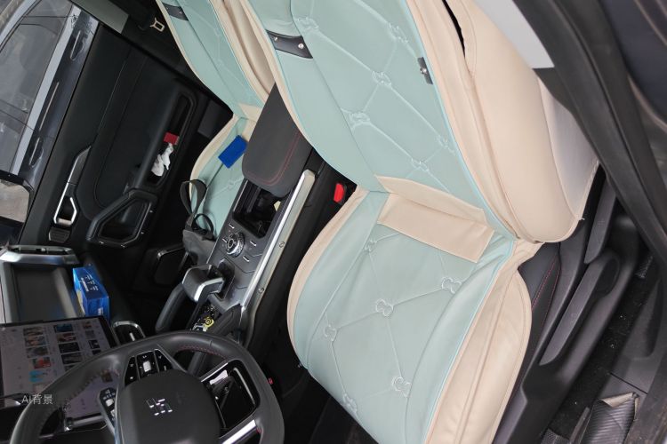 Jetour Traveller 2023 car image #17