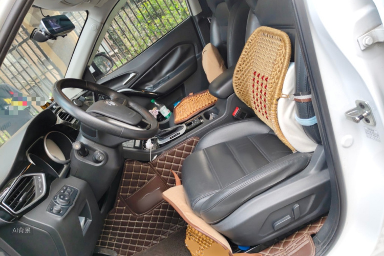 MG GS 2015 car image #17