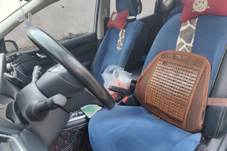 日产 骐达TIIDA 2018 汽车图片 #17