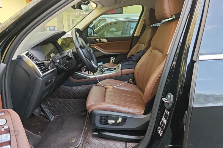 BMW X7 2022 immagine di auto #17