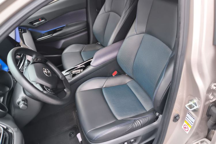 Toyota C-HR 2020 #17 Toyota C-HR 2020 immagine di auto #17