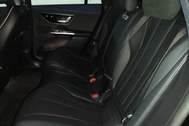 Mercedes-Benz EQE Class 2023 image de voiture #17