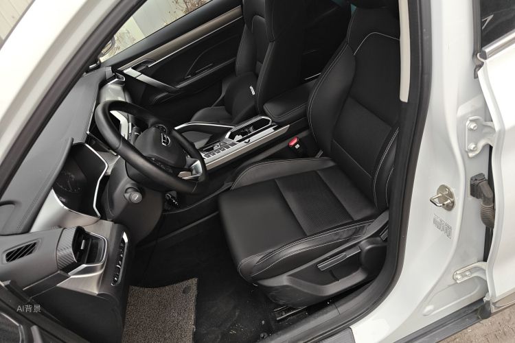 GEELY Coolray 2019 #17 GEELY Coolray 2019 car image #17