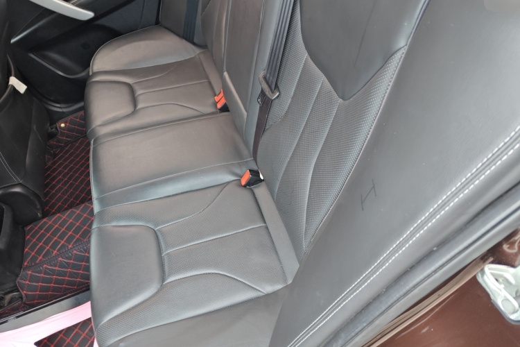 GEELY Emgrand 2017 #17 GEELY Emgrand 2017 car image #17