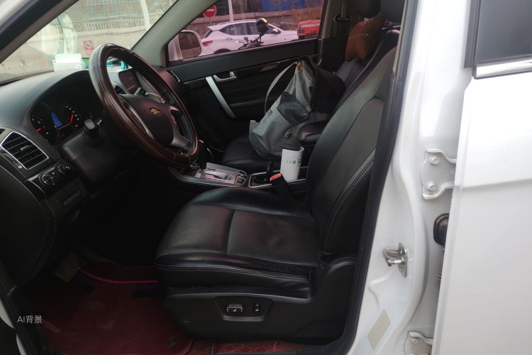 Chevrolet Captiva 2016 car image #17