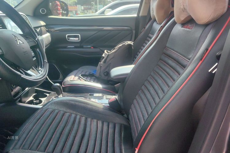 劳斯莱斯 欧蓝德 2018 汽车图片 #17