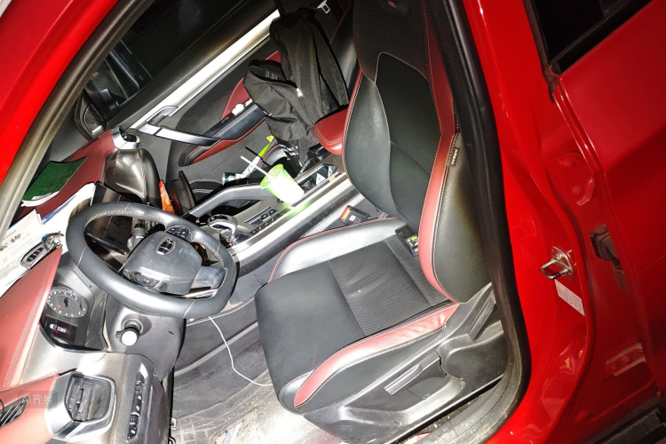 GEELY Coolray 2021 car image #17