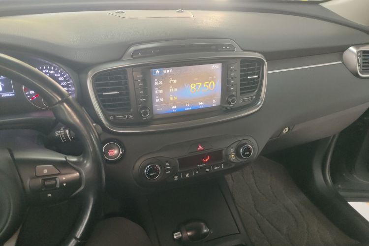 Kia Sorento 2016 image de voiture #17