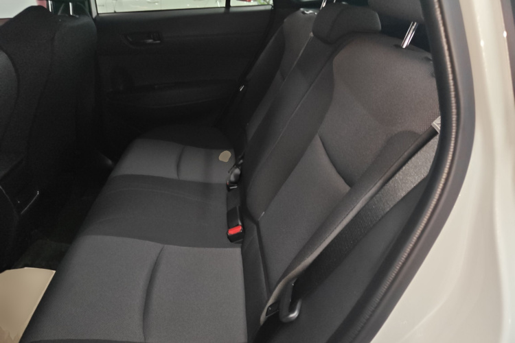 Toyota Frontlander 2025 #17 Toyota Frontlander 2025 immagine di auto #17