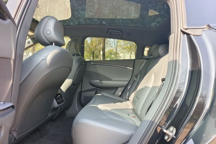 小鹏 2025 汽车图片 #17