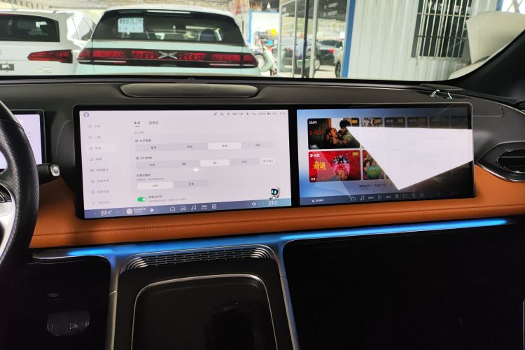 Xpeng G9 2023 #17 Xpeng G9 2023 car image #17