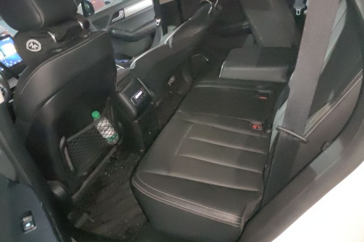 BYD Tang 2018 immagine di auto #17