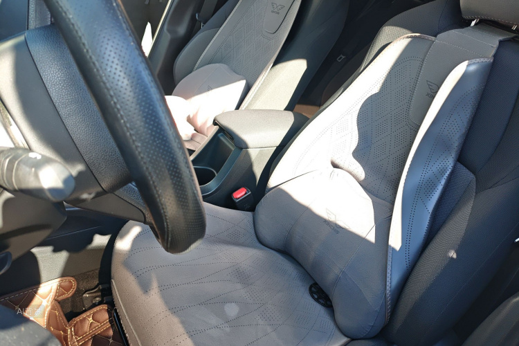 Toyota Frontlander 2023 #17 Toyota Frontlander 2023 immagine di auto #17