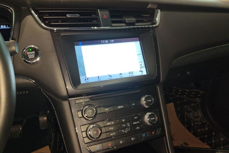 Ford Taurus 2017 car image #17