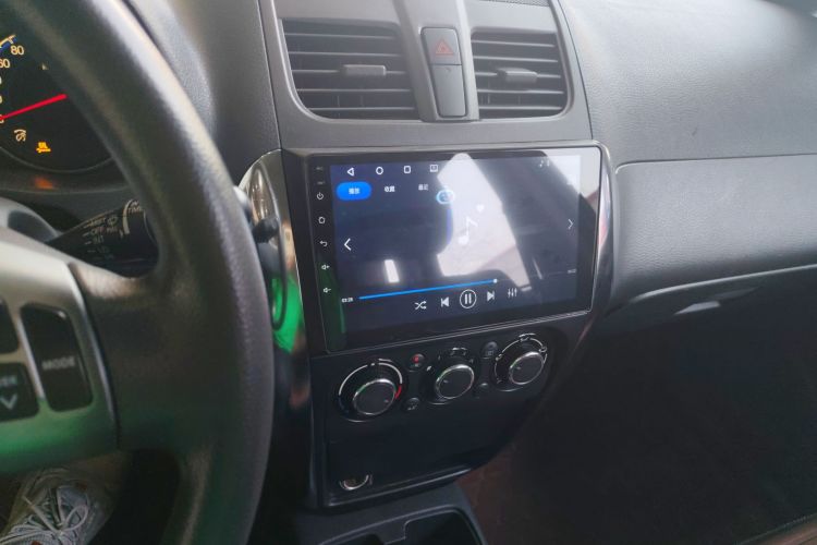 铃木 天语 SX4 2014 汽车图片 #17