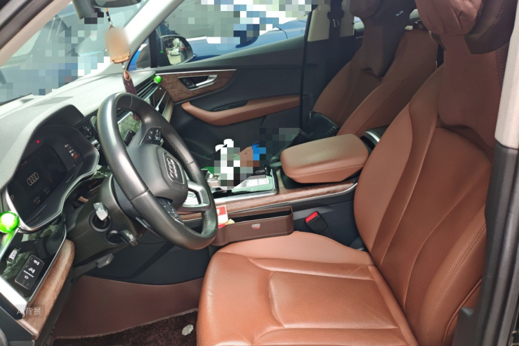 Audi Q7 2020 car image #17