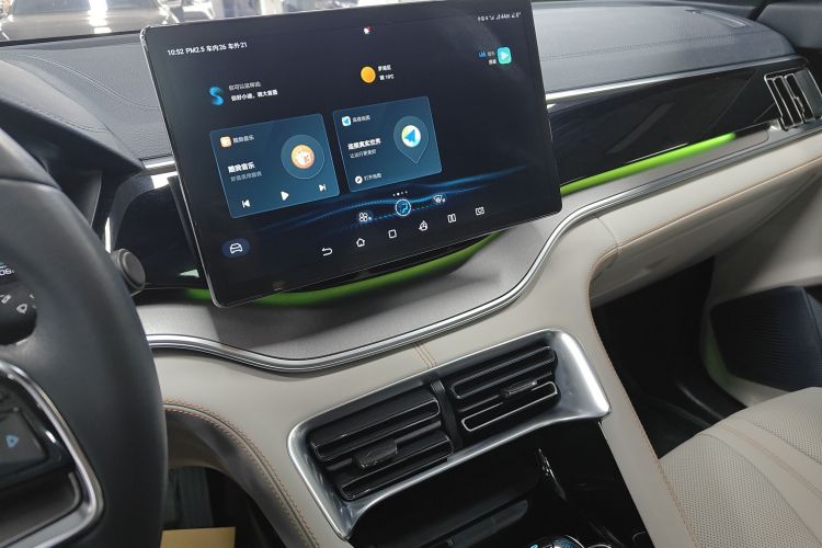 BYD Song Plus New Energy 2021 car image #17