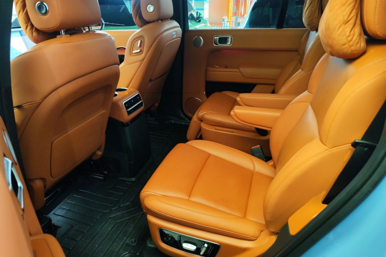 Li L9 2022 صورة سيارة #17