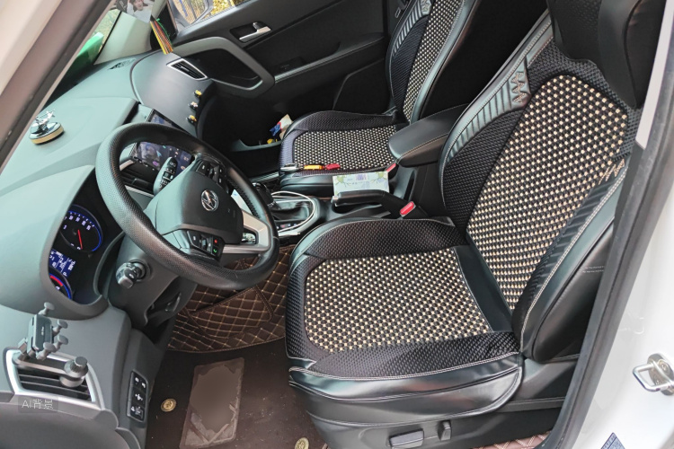 Hyundai ix25 2019 #17 Hyundai ix25 2019 car image #17