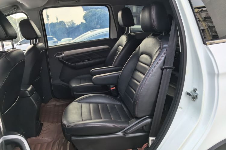 Kaiyi V3 2016 car image #17