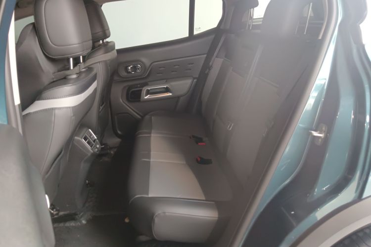 Citroen C5 AIRCROSS 2023 car image #17