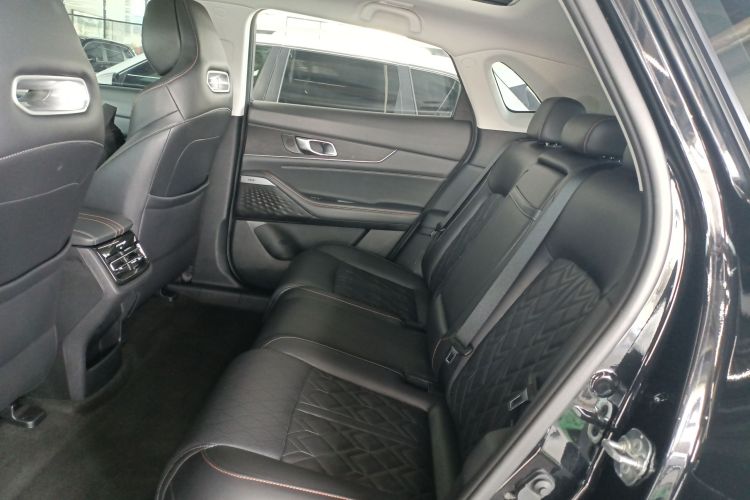 Changan UNI-K iDD 2022 car image #17