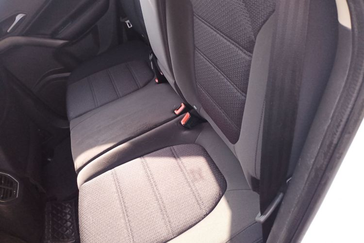 MG GS 2015 car image #17