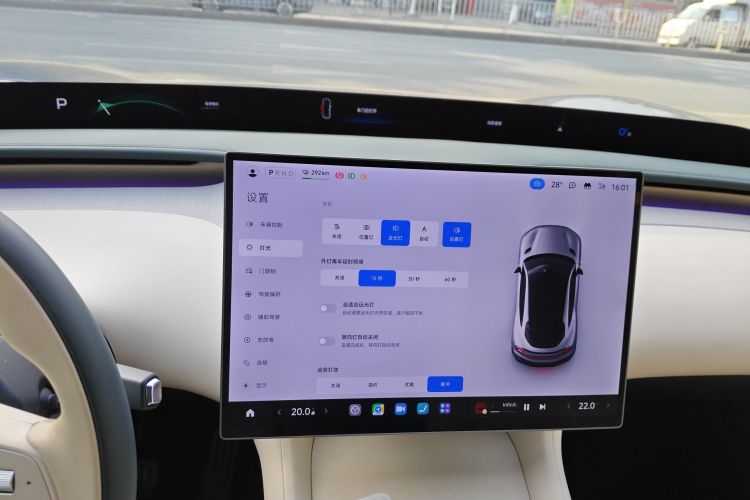 MI YU7 2025 car image #17