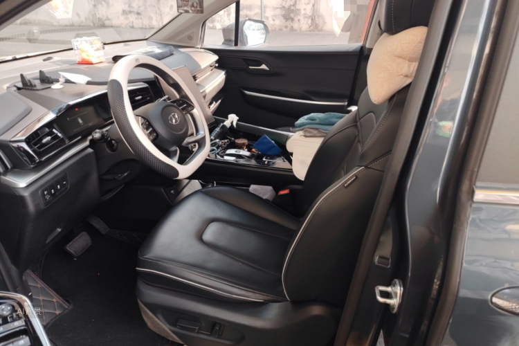 Hyundai Custo 2025 car image #17