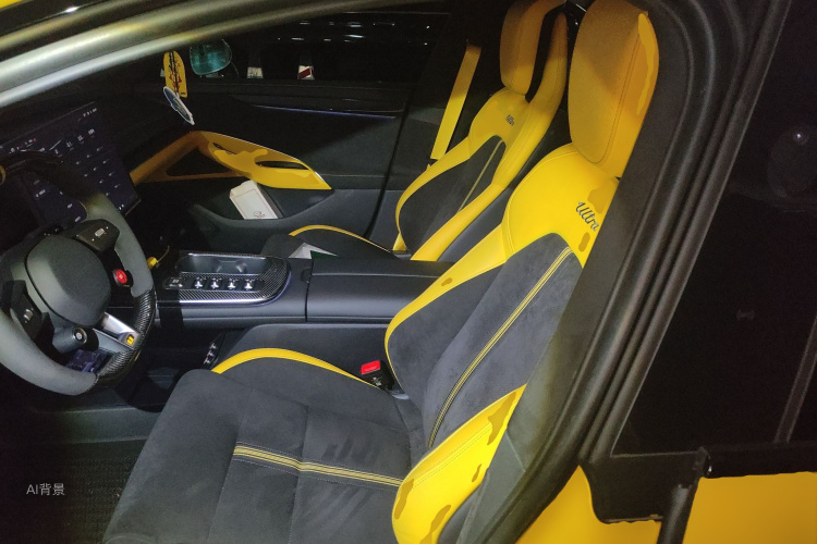 MI SU7 Ultra 2025 car image #17